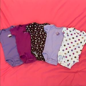 3month Carter’s Onesie Bundle✨